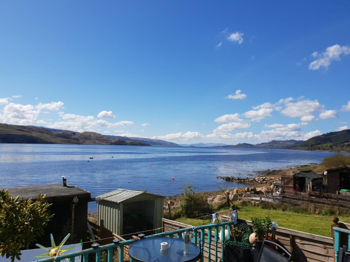 Quirky Lochside Home インヴェラレイ エクステリア 写真